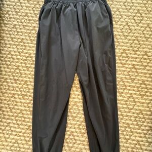 Black Vuori Joggers